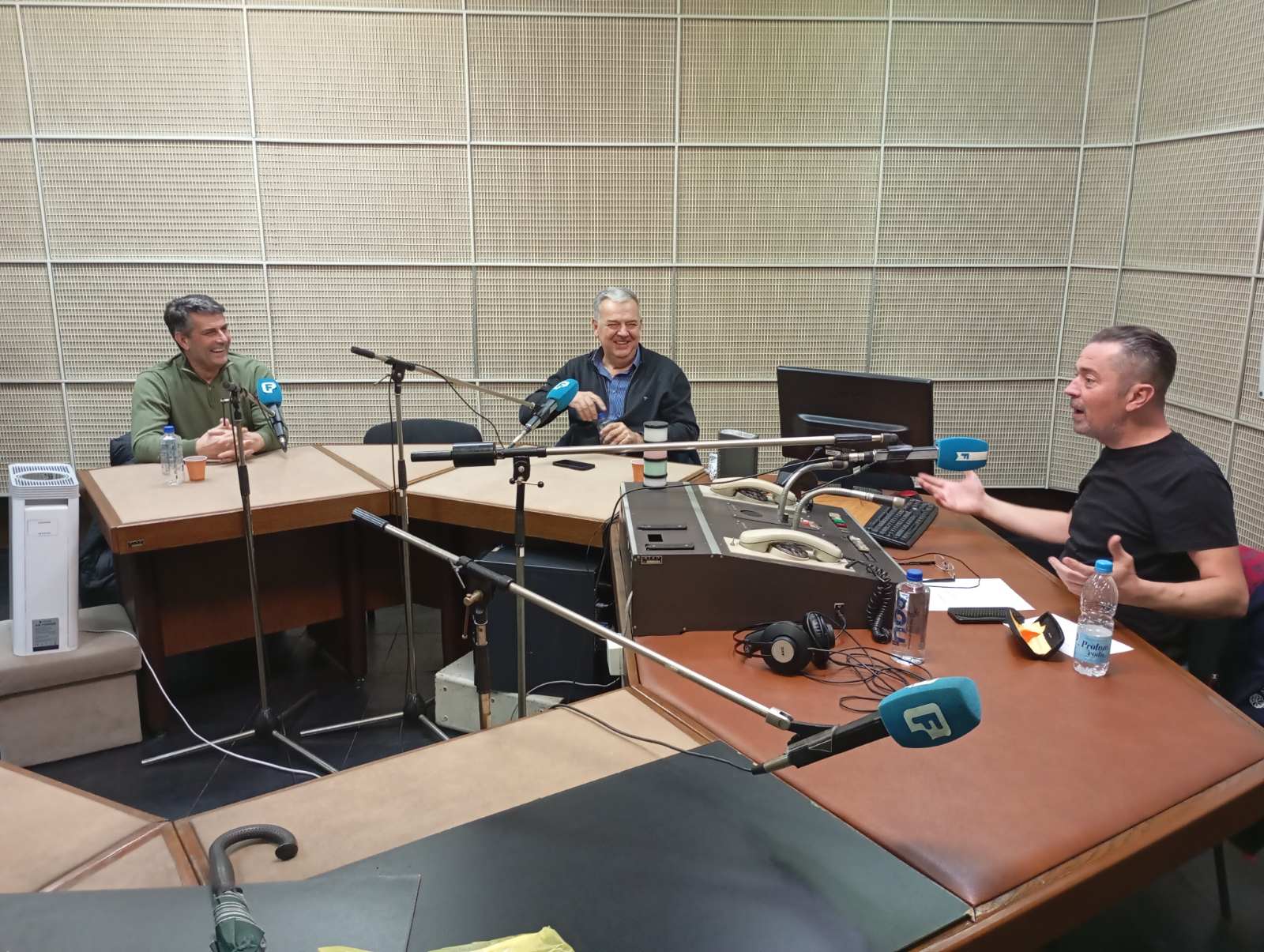 Noćni program Federalnog radija -  Bijela hronika